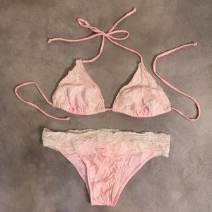 Beach Bunny Lady Lace pink bikini